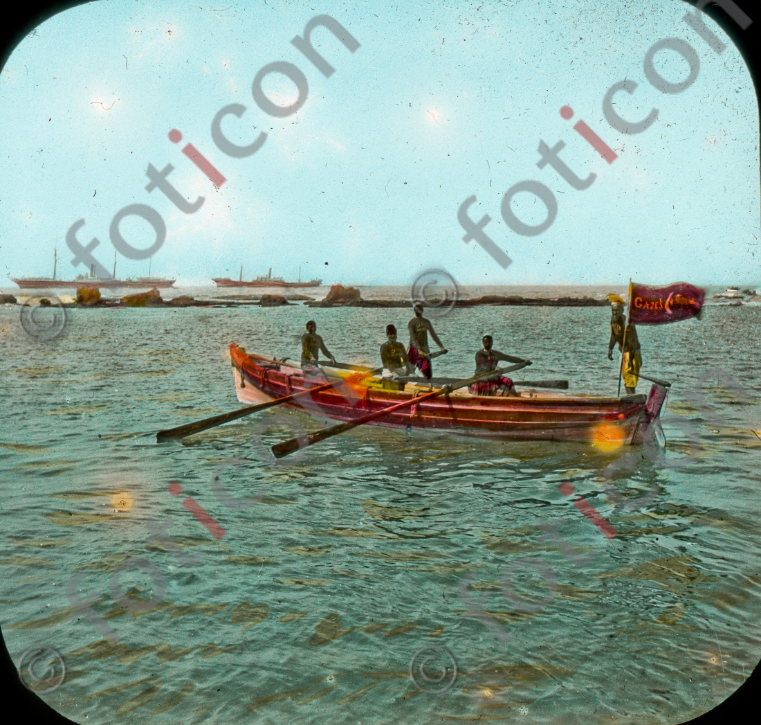 Ein Ruderboot | A rowing boat  - Foto foticon-simon-129-002.jpg | foticon.de - Bilddatenbank für Motive aus Geschichte und Kultur